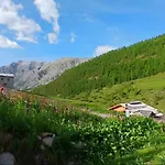 Nido Tra Le Valli